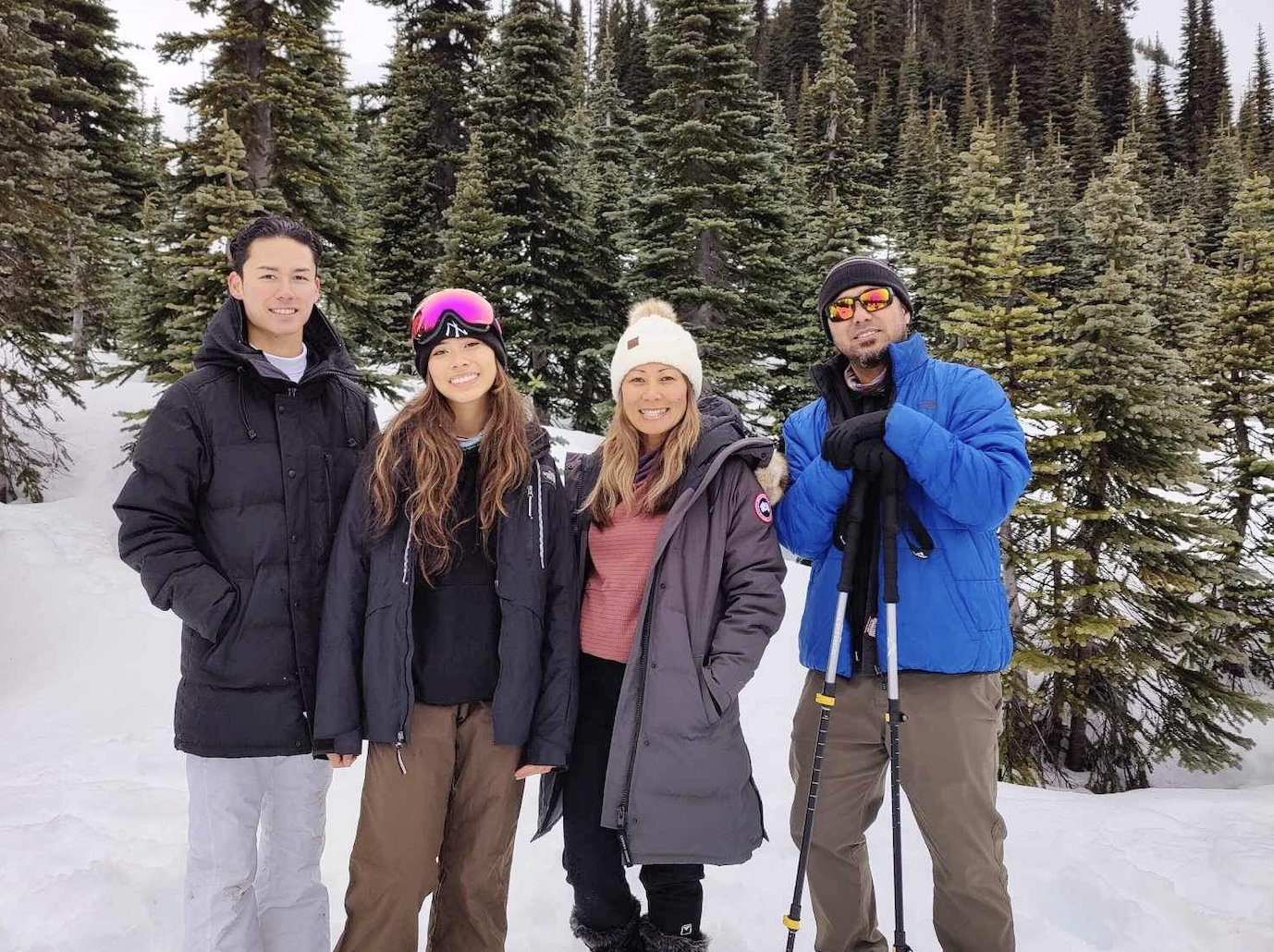 Julie Sojot and family skiing